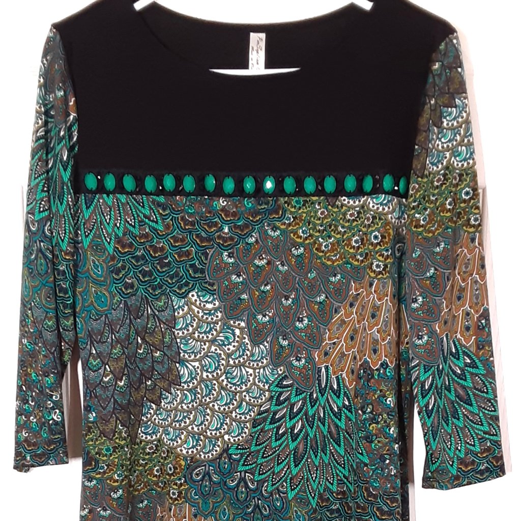 Per Seption Concept Woman's Dress Size Medium. Elbow Length Sleeve. Knee Length